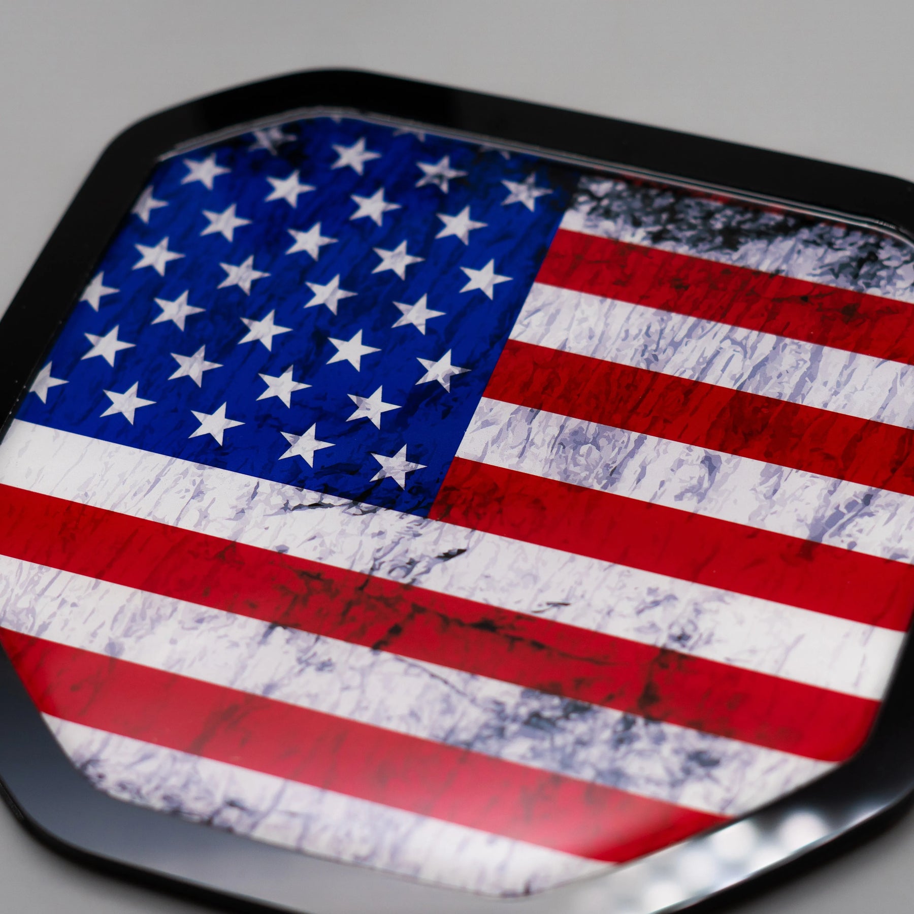 Badge de hayon personnalisé en couleur - Compatible avec les modèles RAM® 2019+ - 1500, 2500, 3500