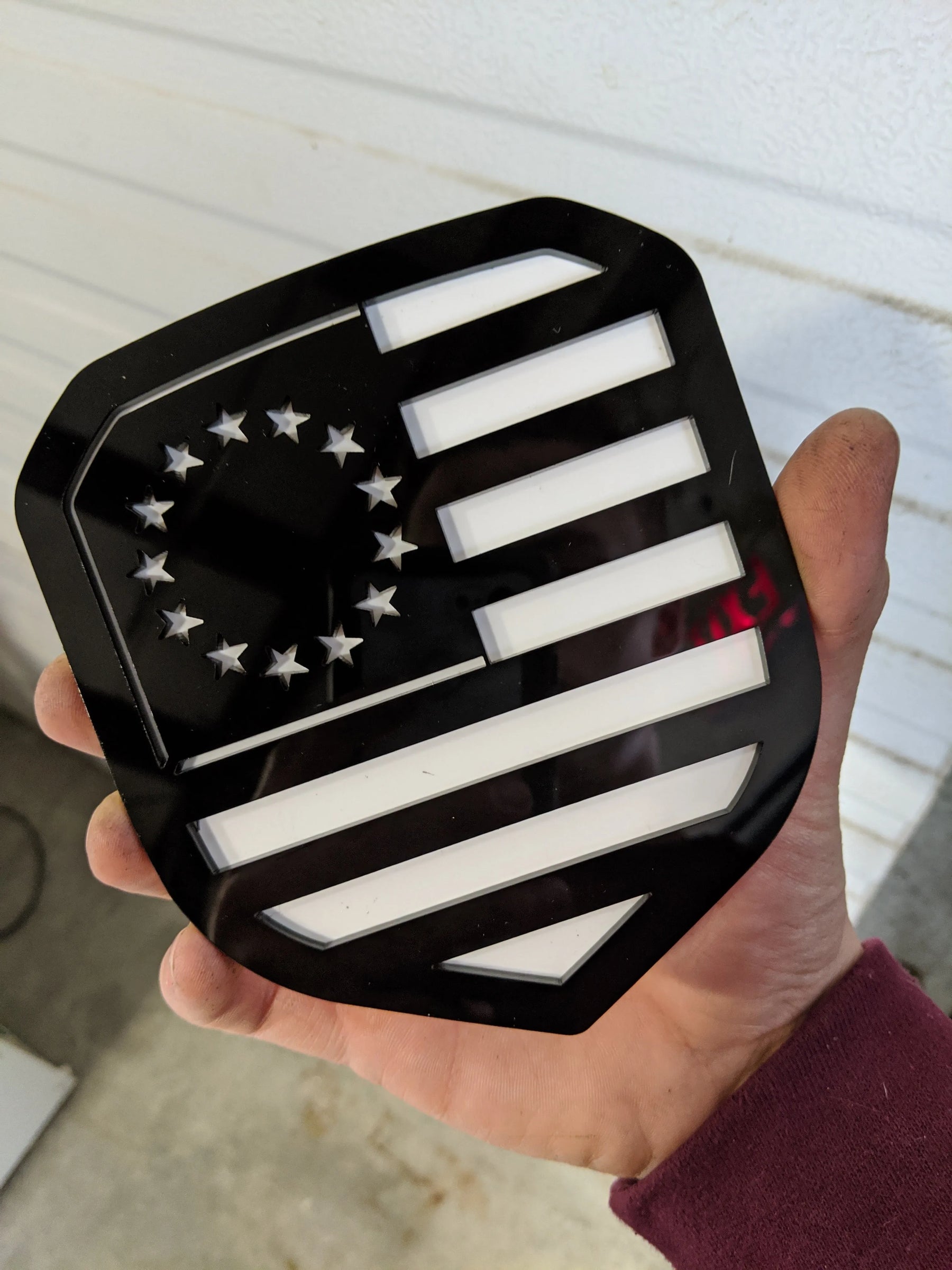 Badge PERSONNALISÉ - Compatible avec les calandres Dodge® Ram® 2013-2018 -1500, 2500, 3500 - Téléchargez le vôtre