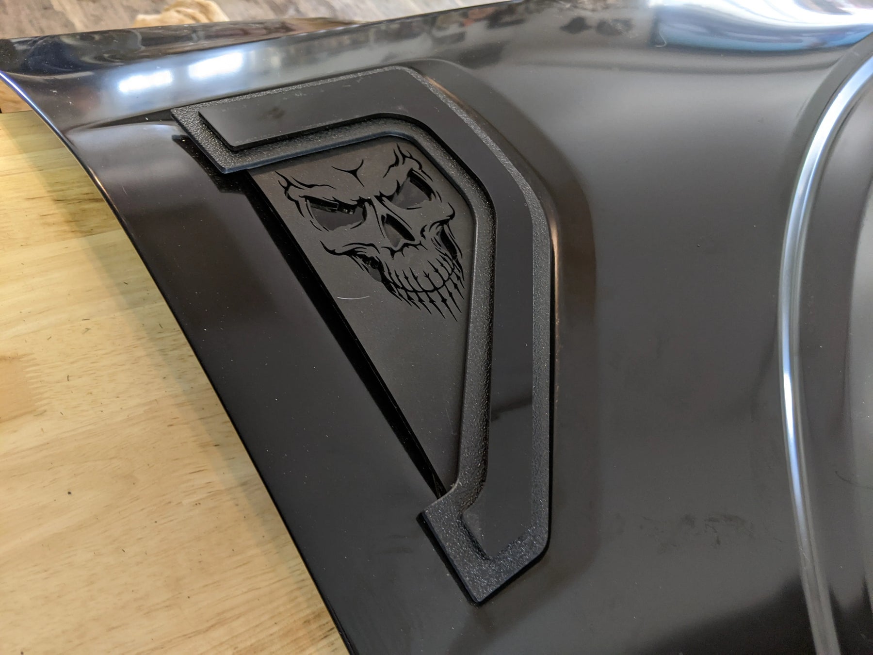 Ensemble d'insignes de garde-boue Skull - Compatible avec Ford® F150® 2021+ - Noir