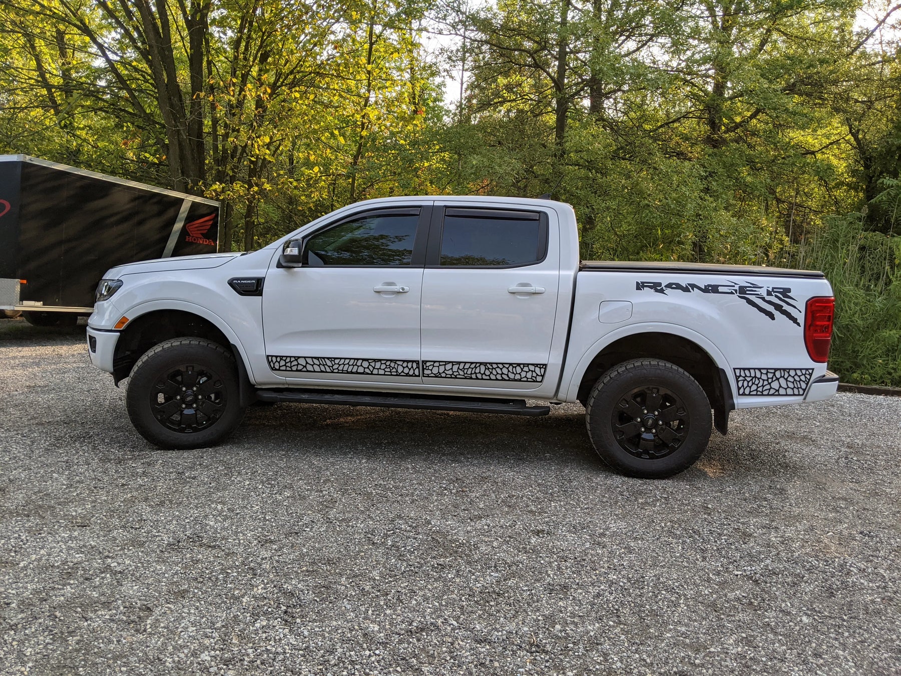 Ensemble de skins pour camions Reptile - Compatible avec Ranger® 2019-2023 - Noir texturé