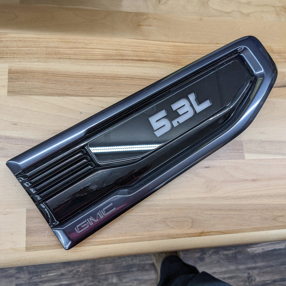 Engine Size Badge Inserts Pair - Fits 2019-2024 GMC 1500 - 6.2L, 5.3L, 2.7L or 4.3L - (Does not include OEM Badge) - Multiple Colors Available