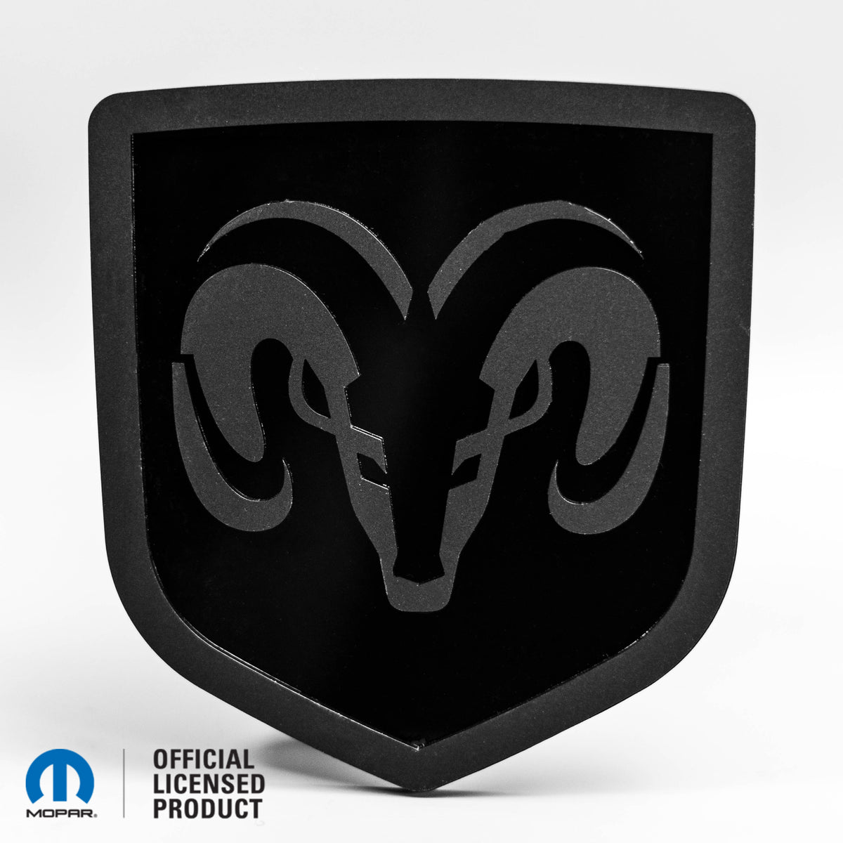 BADGE DE HAYON AVEC LOGO RAM HEAD STYLE 1 - ADAPTÉ AUX HAYONS DODGE® RAM® 2009-2018 - 1500, 2500, 3500 - MAT SUR BRILLANT - Produit sous licence officielle