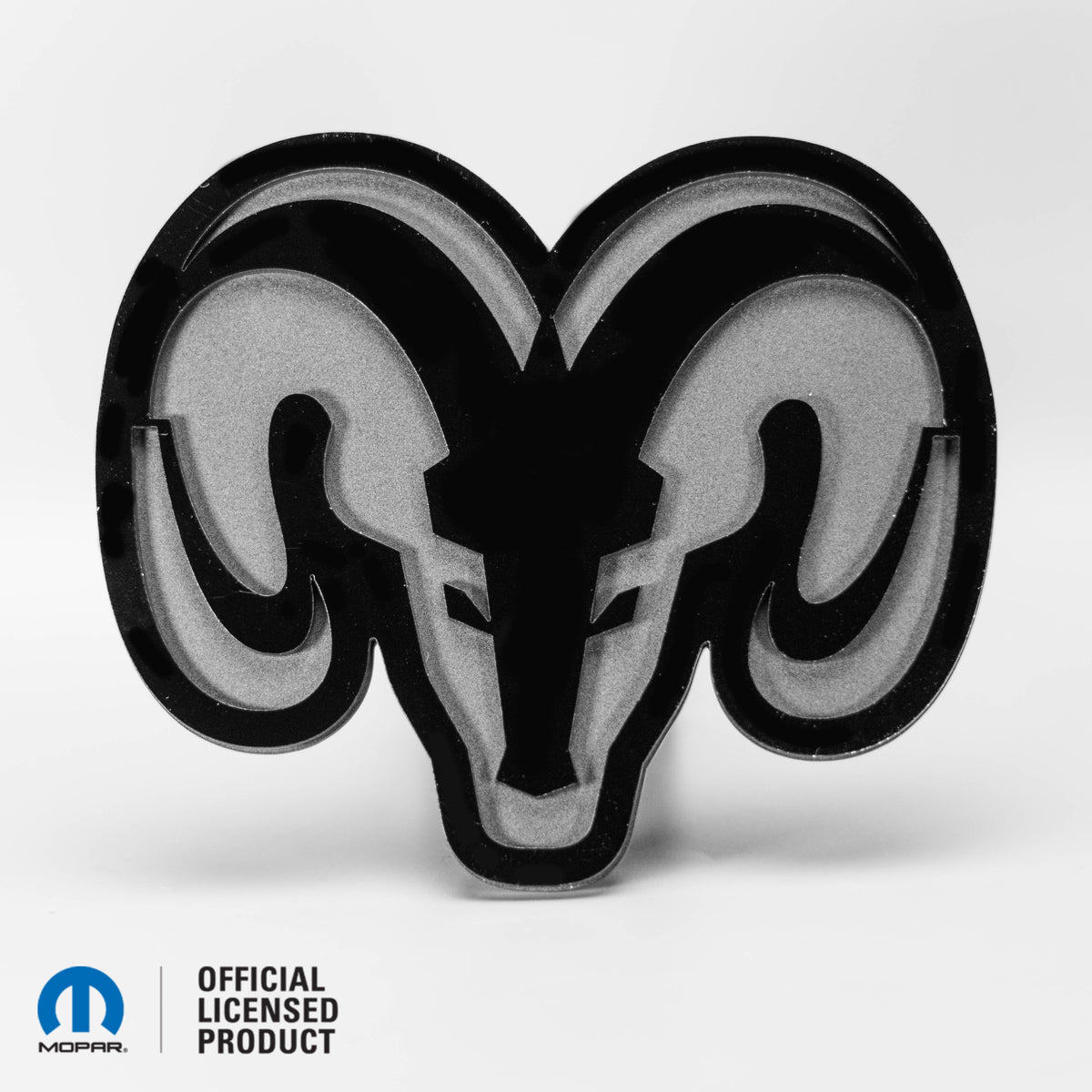 RAM® HEAD LOGO STYLE 1 - HITCH COVER - Brillant sur mat - Produit sous licence officielle