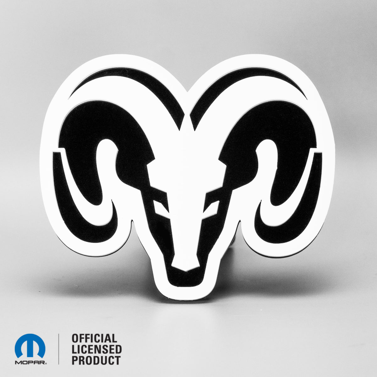 RAM® HEAD LOGO STYLE 1 - COUVERCLE D'ATTELAGE - Blanc sur brillant - Produit sous licence officielle