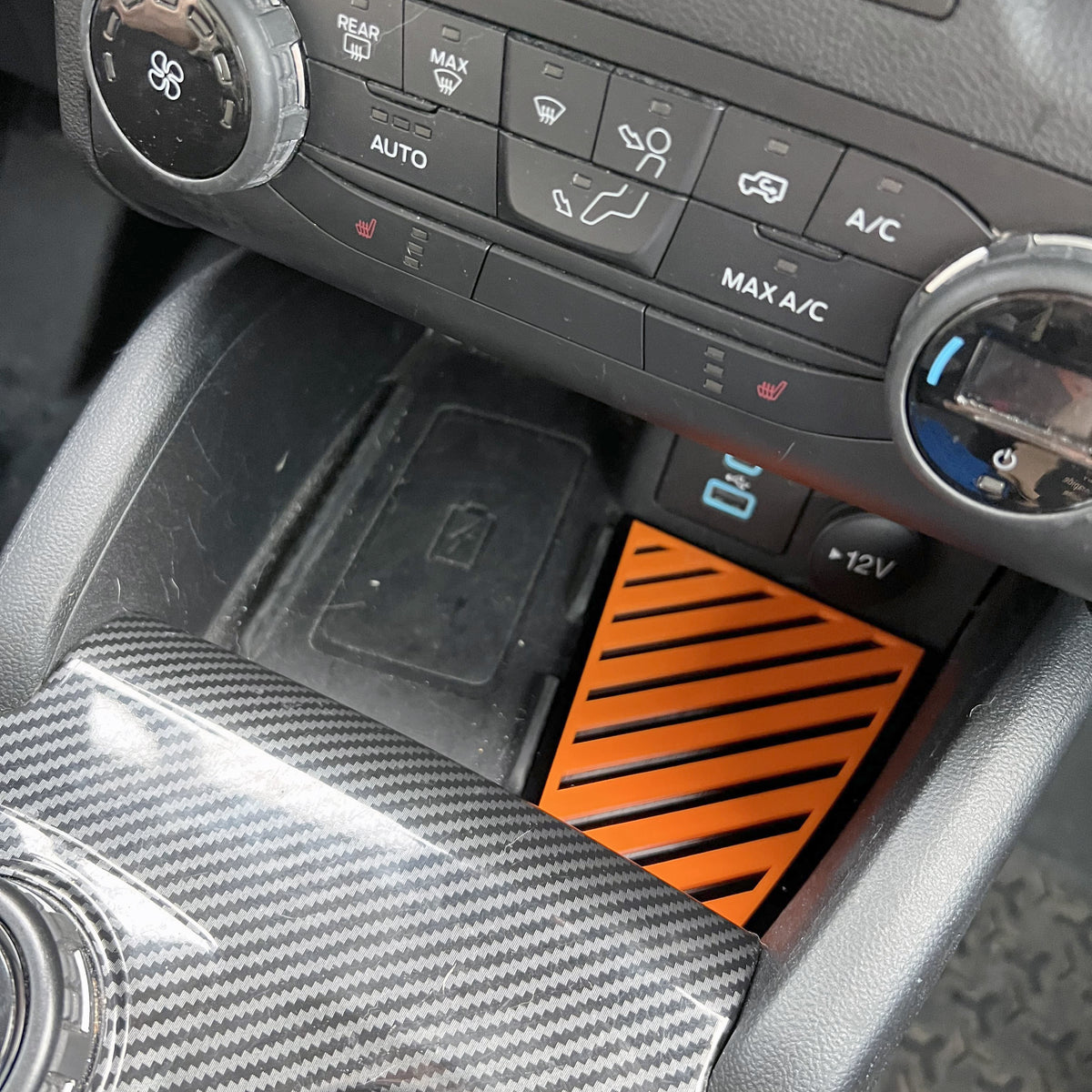 Badge d'insertion de poche de rangement de console inférieure - Motif de lignes - Compatible avec Bronco® Sport 2021+ - Plusieurs couleurs disponibles