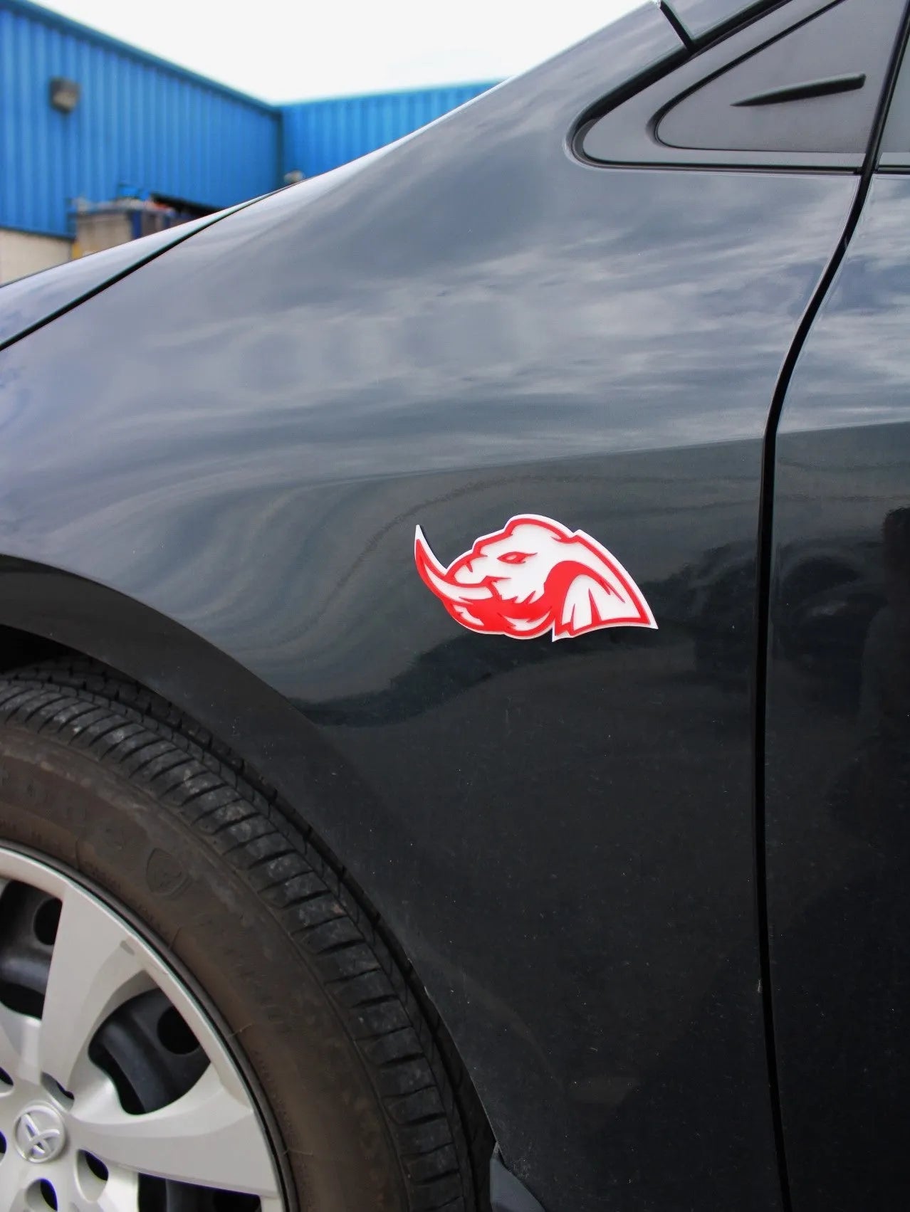 Elephant Fender Badges - Pair