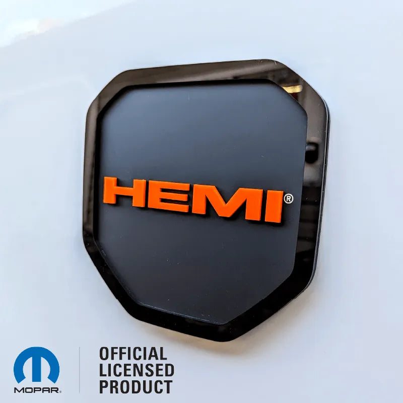 Badge de hayon HEMI® - Compatible avec les hayons RAM® 2019+ -1500, 2500, 3500 - Produit sous licence officielle