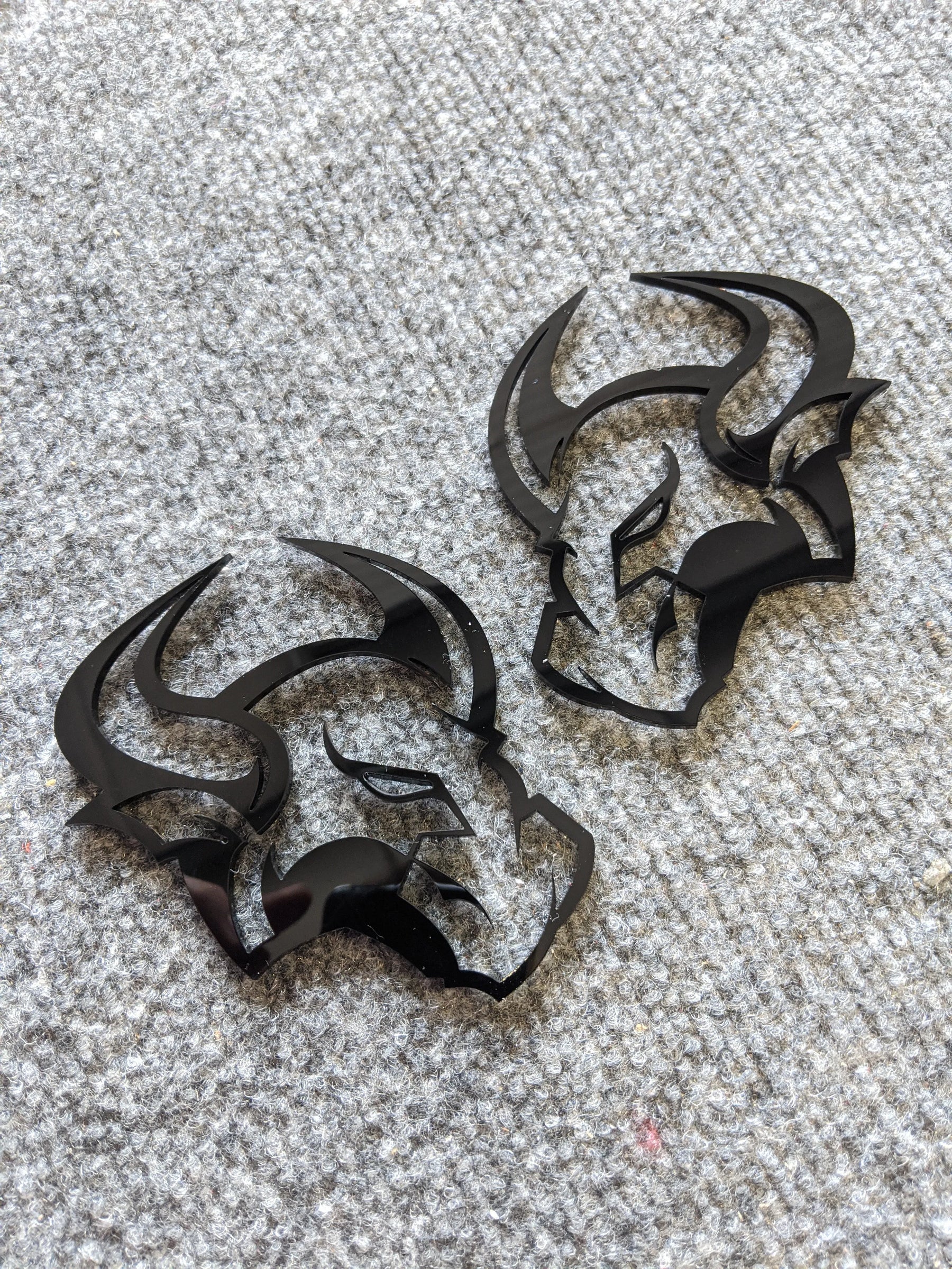 Bull Icon Badges - Pair - Black