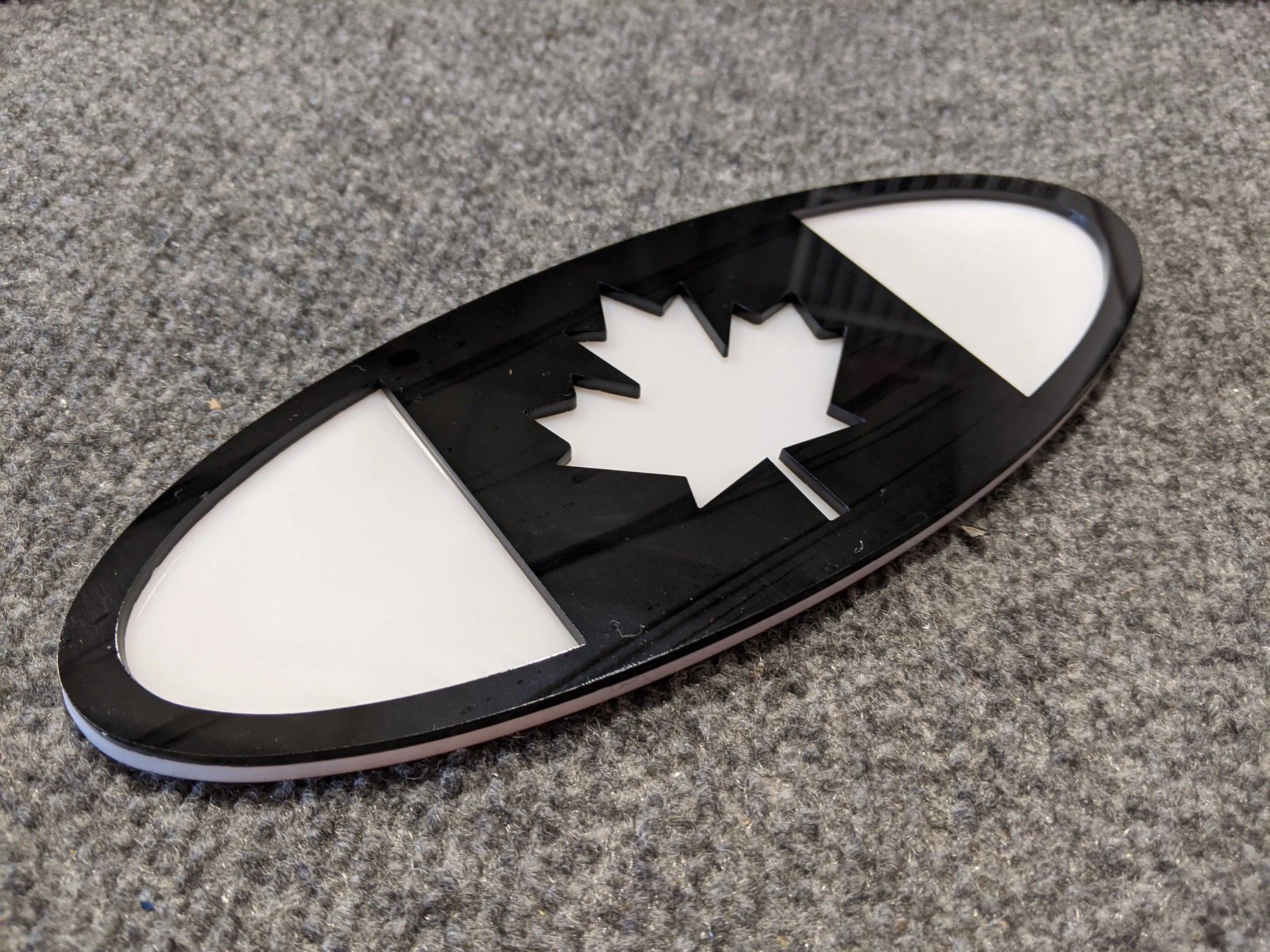 Canada Oval Badge - 9 inch - Black on White (Multiple Vehicles)