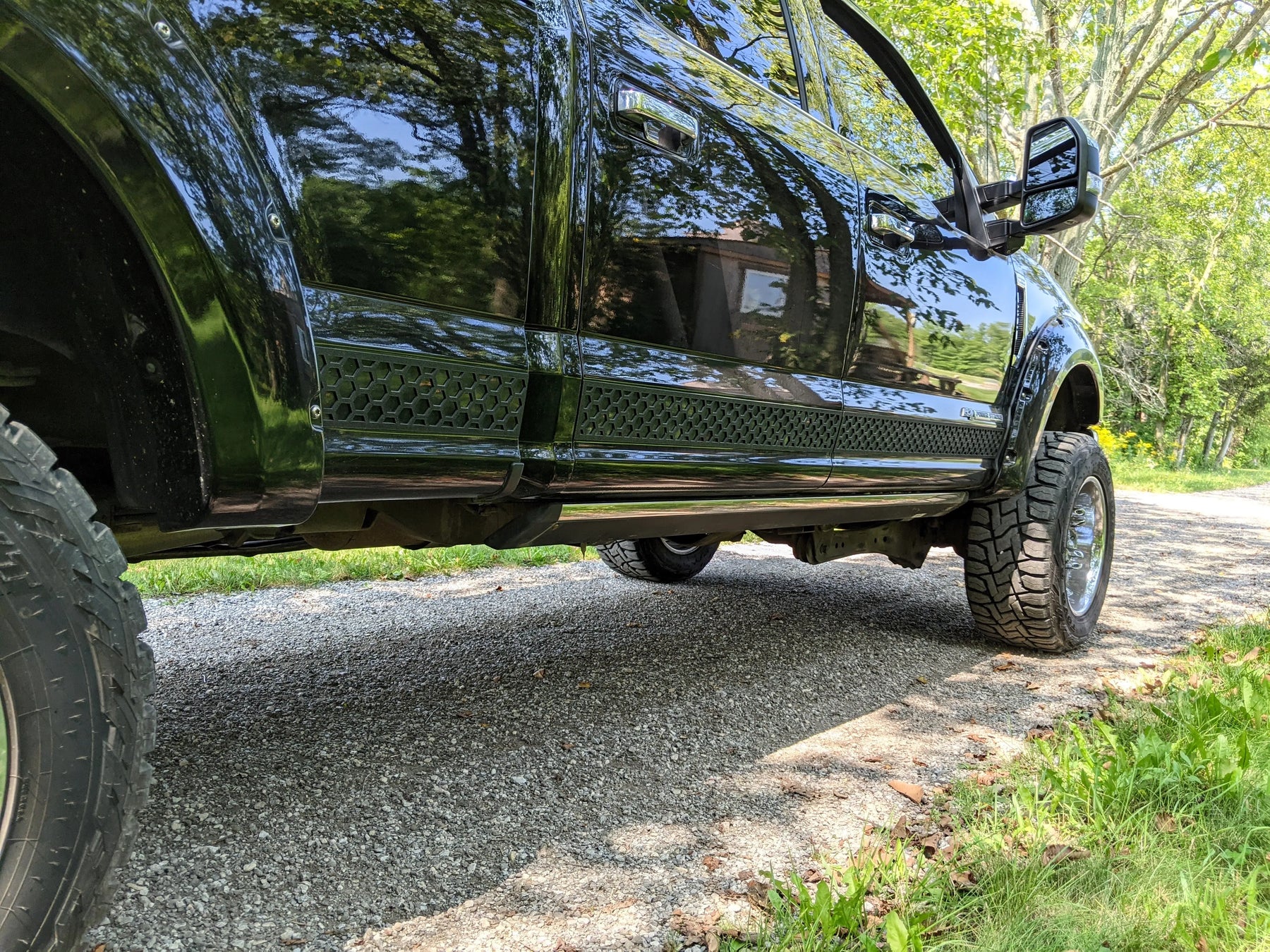 Honeycomb Truck Skins Package - Fits 2017 - 2022 Super Duty - Textured Black