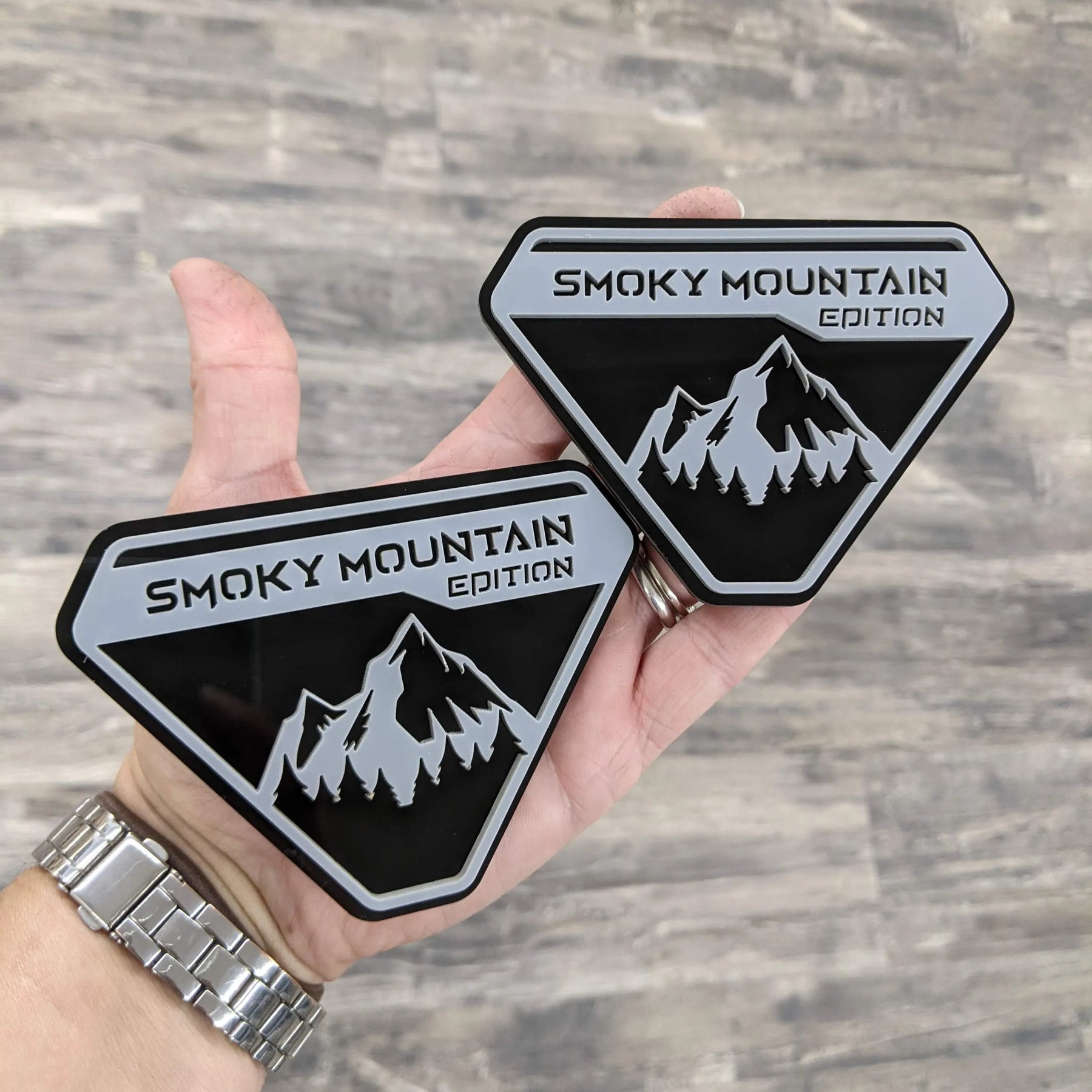 Fender Badge Pair - Custom Text Mountains - Fits 2021+ Bronco® Badlands® - Matte Black on Black