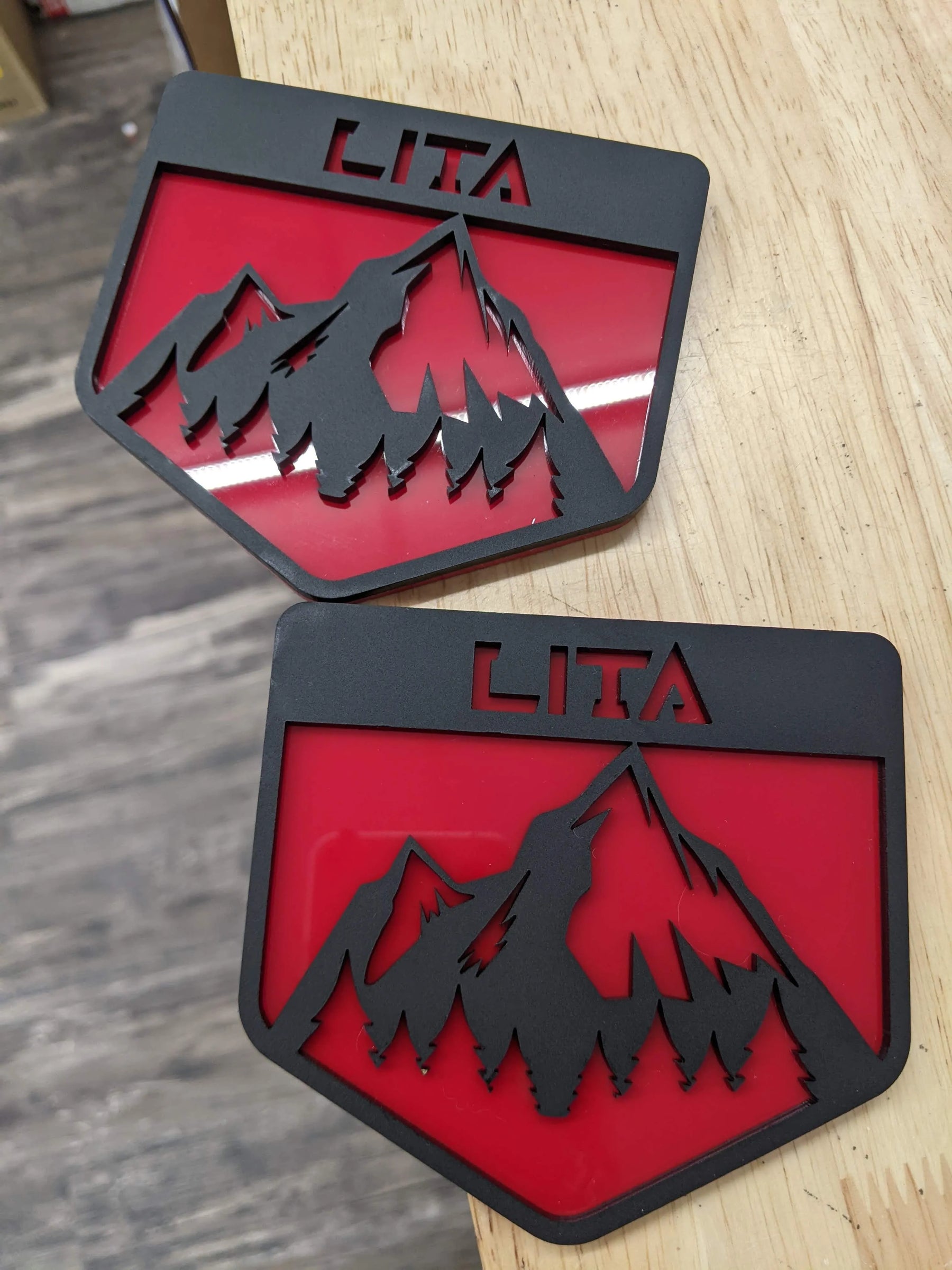 Fender Badge Pair - Custom Text Mountains - Fits 2021+ Bronco® or Bronco® Sport Big Bend® - Choose your Colors