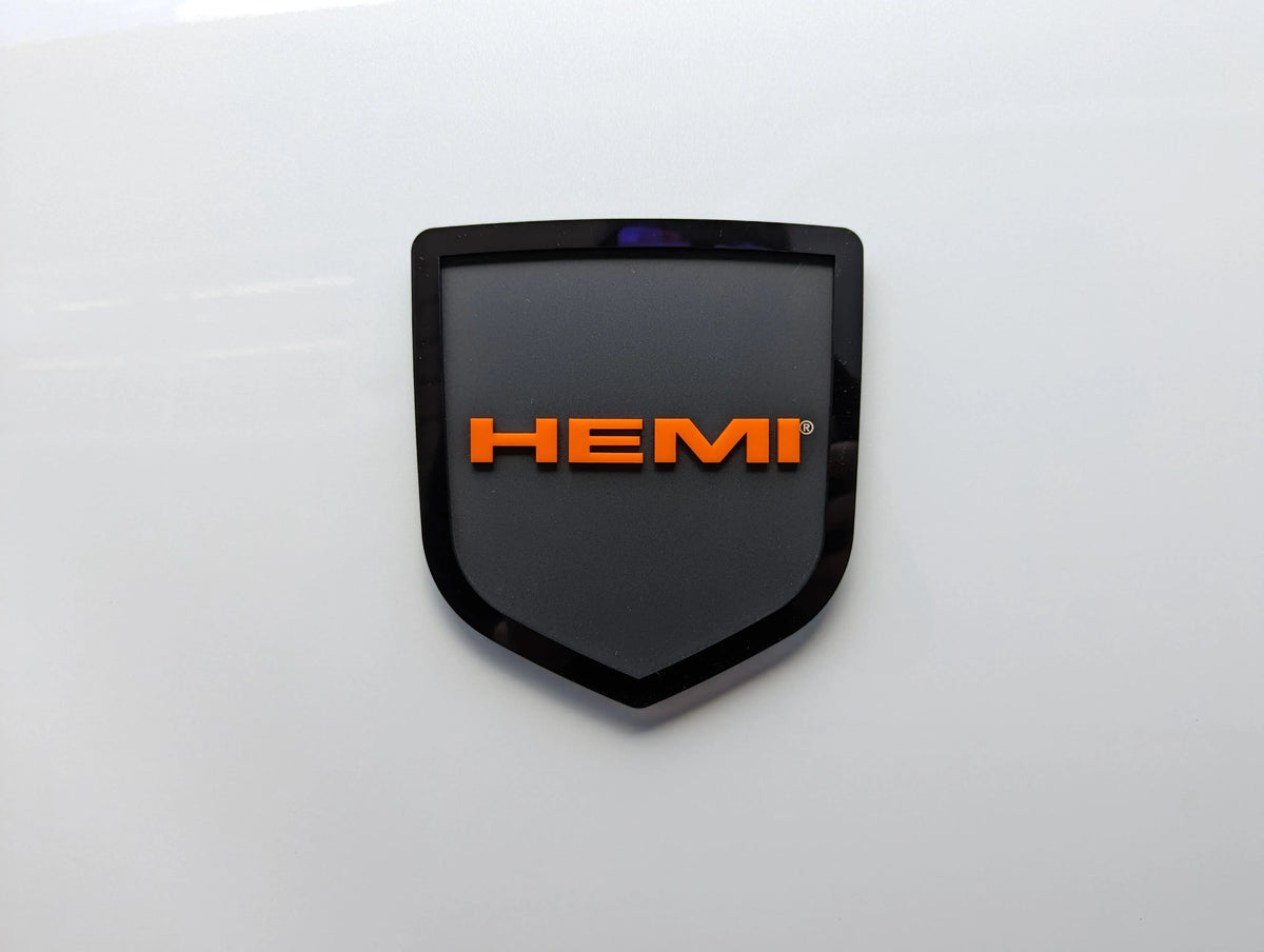 Badge de hayon HEMI® - Compatible avec les hayon RAM® 2009-2018 - 1500, 2500, 3500 - Produit sous licence officielle