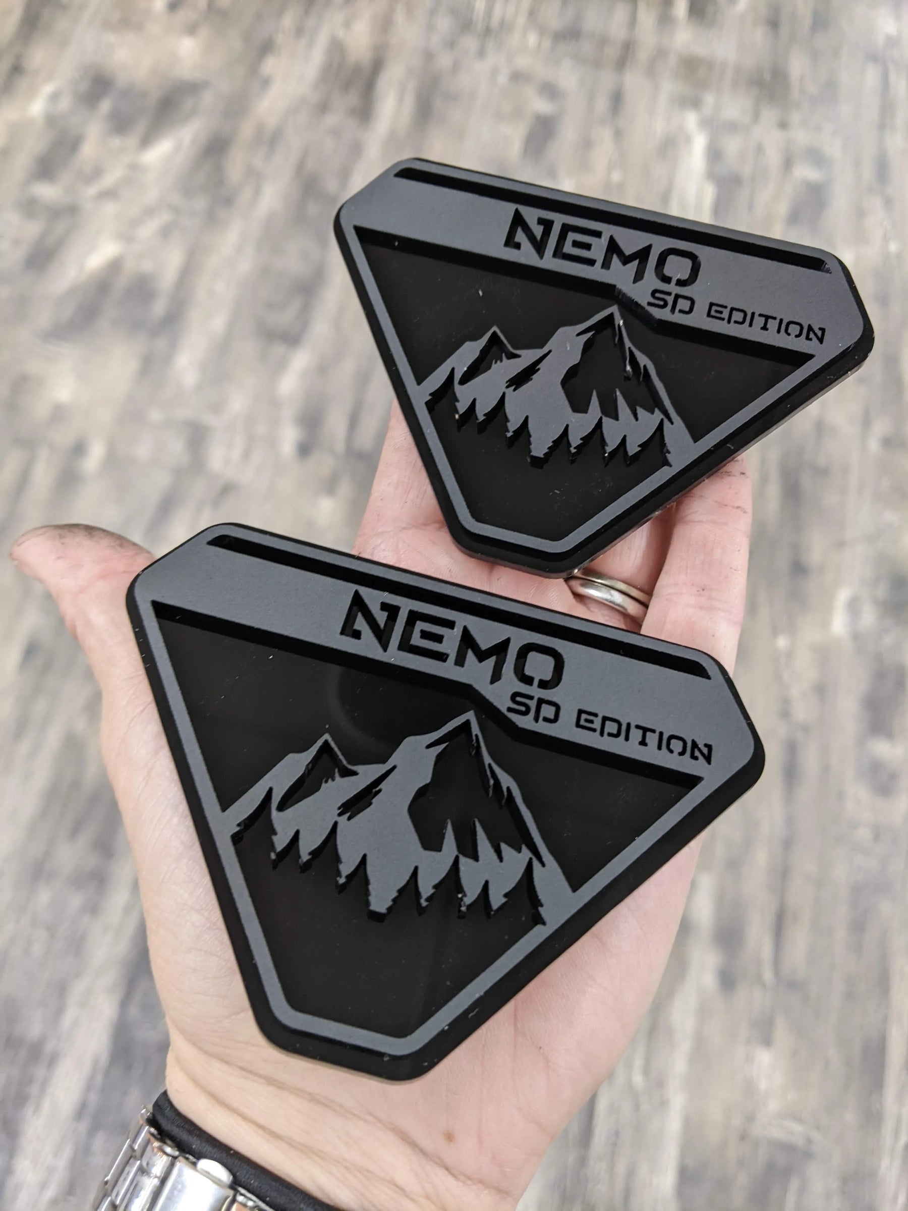 Fender Badge Pair - Custom Text Mountains - Fits 2021+ Bronco® Badlands® - Matte Black on Black