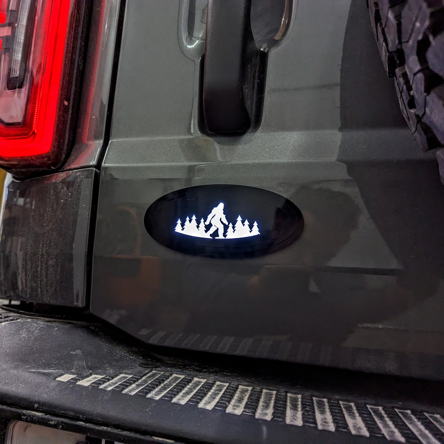 LED Oval Replacement - Illuminated Yeti - Fits 2021+ Bronco®