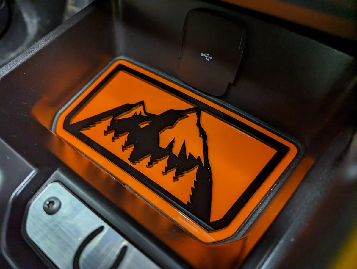 Badge d'insertion de poche de rangement de console - Montagnes - Compatible avec Bronco® 2021+ - Plusieurs couleurs disponibles