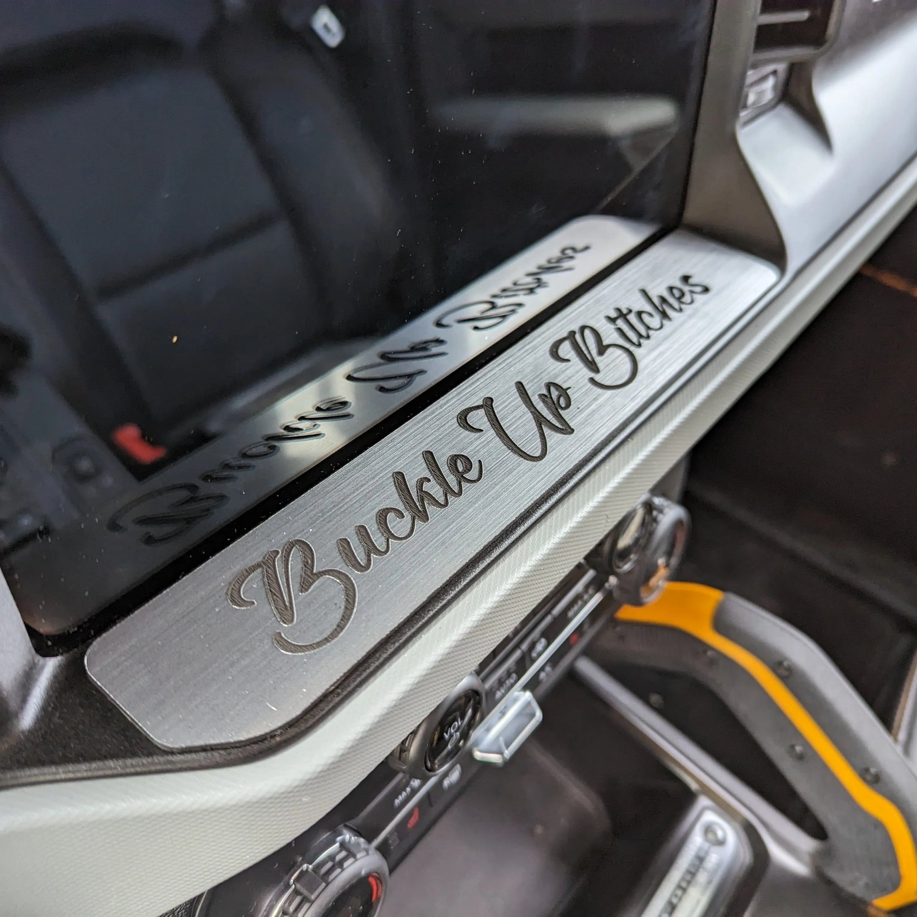 Custom Text Screen Sill Badge - Fits 2021+ Bronco® 12" Display Only - Calligraphy Font