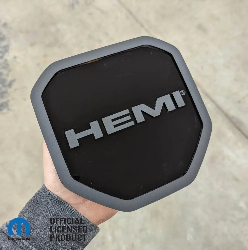 Badge de hayon HEMI® - Compatible avec les hayons RAM® 2019+ -1500, 2500, 3500 - Noir - Produit sous licence officielle